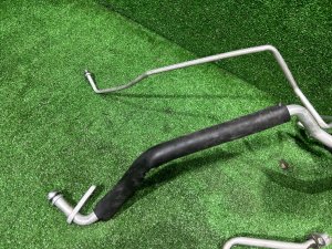 Трубки кондиционера TOYOTA PRIUS OEM 88703-47040 88710-47150 88707-47041 ZVW30 2012 2ZRFXE