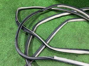 Уплотнители дверей TOYOTA PRIUS OEM 67861-47030 67862-47030 67871-47030 67872-47030 ZVW30 2012 SILVER 1F7