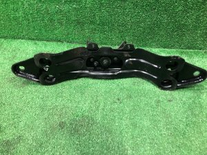 Балка АКПП SUBARU LEGACY OEM 41011AE000 41022AE120 BH5 2000 EJ206 AT
