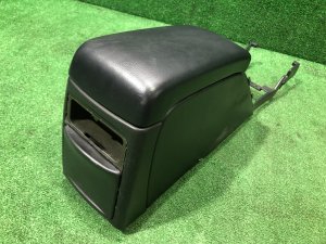 Бардачок подлокотник SUBARU LEGACY OEM 92111AE010ML BH5 2000 BLEU 95H