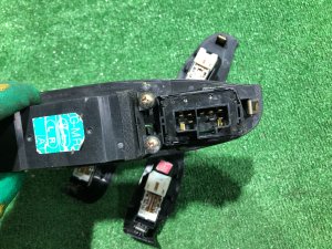 Блок управления стеклоподъемниками черный SUBARU LEGACY OEM 83071AE060 83071AE040 BH5 2000 EJ206 AT