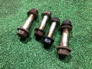 Болты развальные передние SUBARU LEGACY OEM 20540AA090 BH5 2000 EJ206 AT