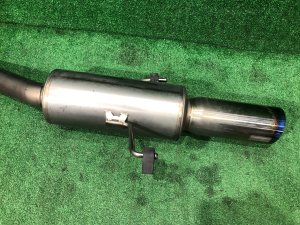 Бочка глушителя ganador SUBARU LEGACY OEM 44300AE030 BH5 2000 EJ206 AT