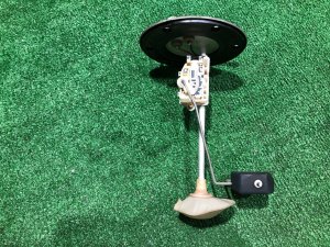 Датчик уровня топлива SUBARU LEGACY OEM 42081AE010 BH5 2000 EJ206 AT