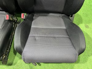 Комплект сидений SUBARU LEGACY OEM 64010AE760ML 64010AE770ML 64221AE220ML 64231AE220ML BH5 2000 BLEU 95H