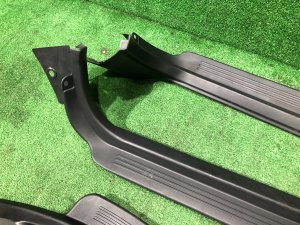 Накладки на пороги черные SUBARU LEGACY OEM 94060AE000ML 94060AE010ML 94061AE000ML 94061AE010ML BH5 2000 BLEU 95H