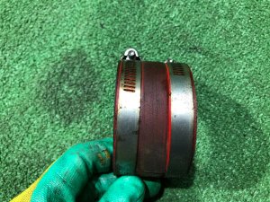 Патрубок Интеркулера STI центр SUBARU LEGACY OEM 21869AA030 BH5 2000 EJ206 AT