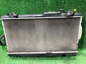 Радиатор двигателя SUBARU LEGACY OEM 45111AE021 BH5 2000 EJ206 AT