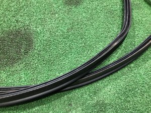 Уплотнитель багажника SUBARU LEGACY OEM 63516AE000 BH5 2000 BLEU 95H