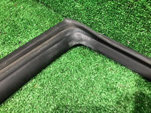 Уплотнитель дверей правый SUBARU LEGACY OEM 63521AE020 BH5 2000 BLEU 95H