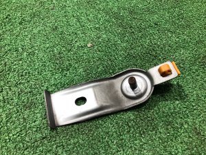 Держатель палки капота 57255AA000 SUBARU LEGACY