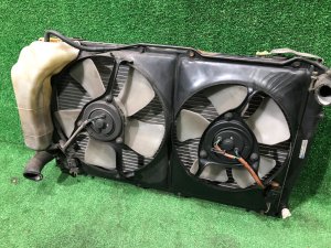 Радиатор двигателя SUBARU LEGACY OEM 45111AA260 BD5 1998 EJ20R