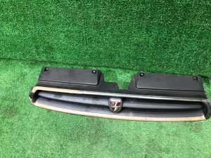 Решетка радиатора SUBARU LEGACY OEM 91061AC201 BD5 1998 White 51E