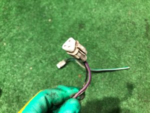 Фишки фар SUBARU LEGACY OEM 84985AC010 BD5 1998