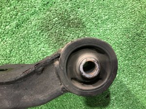 Подушка редуктора SUBARU LEGACY LANCASTER OEM 41310AE020 BHE BH9 BH5 BE5 BE9 BEE 2002 EZ30