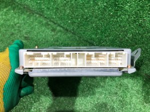 Блок управления двигателя SUBARU LEGACY LANCASTER OEM 22611AH071 22611AH072 BHE 2002 EZ30