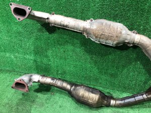Выпускной коллектор КАТАЛИЗАТОР SUBARU LEGACY LANCASTER OEM 44101AE050 44101AE040 BHE BEE 2002 EZ30