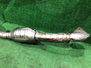 Выпускной коллектор КАТАЛИЗАТОР SUBARU LEGACY LANCASTER OEM 44101AE050 44101AE040 BHE BEE 2002 EZ30