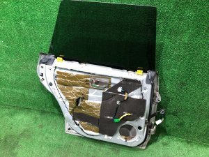 Дверь задняя левая SUBARU LEGACY LANCASTER OEM 60400AE430 BHE BH9 2002 SILVER/GREY 1U2