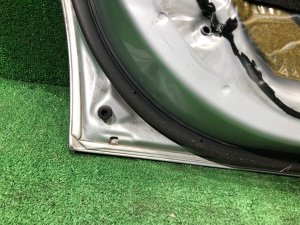 Дверь задняя левая SUBARU LEGACY LANCASTER OEM 60400AE430 BHE BH9 2002 SILVER/GREY 1U2