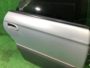 Дверь задняя правая SUBARU LEGACY LANCASTER OEM 60400AE420 BHE BH9 2002 SILVER/GREY 1U2