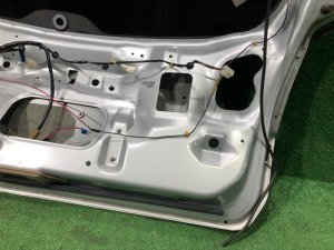 Дверь пятая SUBARU LEGACY LANCASTER OEM 60800AE040 BHE BH9 BH5 2002 SILVER/GREY 1U2