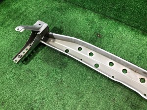 Жесткость бампера задняя SUBARU LEGACY LANCASTER OEM 57711AE040 BHE BH9 BH5 2002 SILVER/GREY 1U2