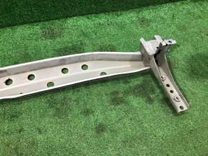 Жесткость бампера задняя SUBARU LEGACY LANCASTER OEM 57711AE040 BHE BH9 BH5 2002 SILVER/GREY 1U2
