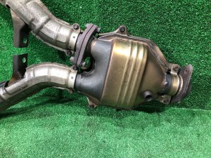 Катализатор SUBARU LEGACY LANCASTER OEM 44101AE040 44101AE050 BHE BEE 2002 EZ30