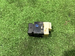 Кнопка Power/HOLD SUBARU LEGACY LANCASTER OEM 83245AE000 BHE BH9 BH5 2002 EZ30
