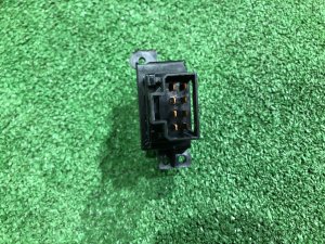 Кнопка аварийной остановки SUBARU LEGACY LANCASTER OEM 83037AE000 BHE BH9 BH5 2002 EZ30
