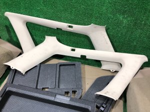 Обшивка багажника SUBARU LEGACY LANCASTER OEM 94047AE020AD 94047AE030AD 95066AE030GG 95066AE020GG BHE BH9 2002 SILVER/GREY 1U2