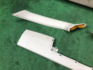 Обшивка пятой двери SUBARU LEGACY LANCASTER OEM 94352AE000GF 94320AE011AD 94310AE000GF 94310AE020GF BHE BH9 2002 SILVER/GREY 1U2