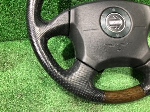 Руль MOMO темное дерево SUBARU LEGACY LANCASTER OEM 34311AE310 BHE BH9 BH5 2002 SILVER/GREY 1U2