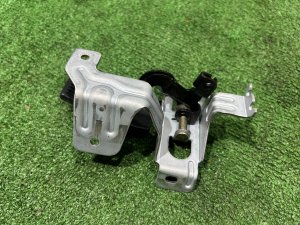 Ручка бензобака SUBARU LEGACY LANCASTER OEM 57340AE020 BHE BH9 2002 SILVER/GREY 1U2