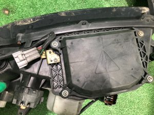Фары Ксенон SUBARU LEGACY LANCASTER OEM 84001AE300, 84001AE310 BHE BH9 BH5 BE5 BE9 BEE 2002