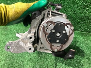 Компрессор кондиционера SUBARU WRX STI OEM 73111FG002 VAB VAG VA 2015 EJ20Y MT6