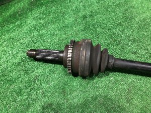 Привод задний SUBARU LEGACY OEM 28421AE061 BH5 2000 EJ206 AT