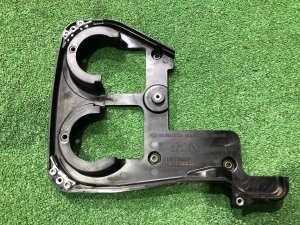 Крышка ГРМ задняя правая 13573AA131 SUBARU WRX STI