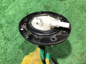 Датчик уровня топлива SUBARU WRX STI OEM 42081FJ000 VAB 2015 EJ20Y MT6