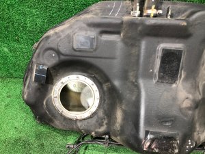 Бензобак SUBARU WRX STI OEM 42012FJ011 VAB 2015 EJ20Y MT6