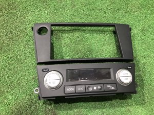 Блок климат контроля с рамкой . 2-х зоный SUBARU OUTBACK BPE 2008 EZ30D AT