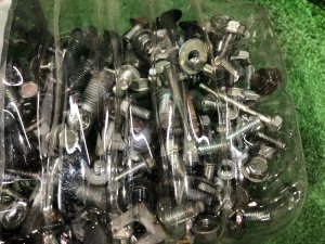 Болты 5 литров SUBARU OUTBACK OEM 623006021 BPE 2008