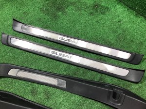 Накладки на пороги SUBARU OUTBACK OEM 94060AG260, 94060AG270, 94061AG160, 94061AG170 BPE 2008 Silver Metallic C6Z