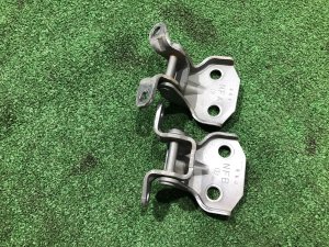 Петли двери передней левой SUBARU OUTBACK OEM 60070AG0009P 60070AG0109P BPE 2008 Silver Metallic C6Z