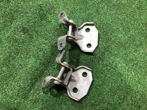Петли двери передней правой SUBARU OUTBACK OEM 60070AG0109P 60070AG0009P BPE 2008 Silver Metallic C6Z