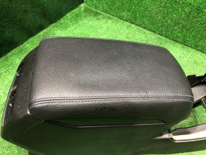 Бардачок подлокотник кожа SUBARU LEGACY OEM 92114AJ190VH BMG BM9 BM 2013 White Pearl 37J