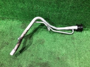 Горловина бензобака 42066AJ070 SUBARU LEGACY