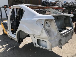 Задняя часть Rear Cut SUBARU LEGACY OEM 51439AJ0509P, 51439AJ0409P, 52401AJ0209P BMG BM9 BM 2013 White Pearl 37J
