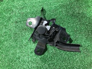 Замок капота SUBARU LEGACY OEM 57310AJ011 BMG BM9 BM 2013 White Pearl 37J